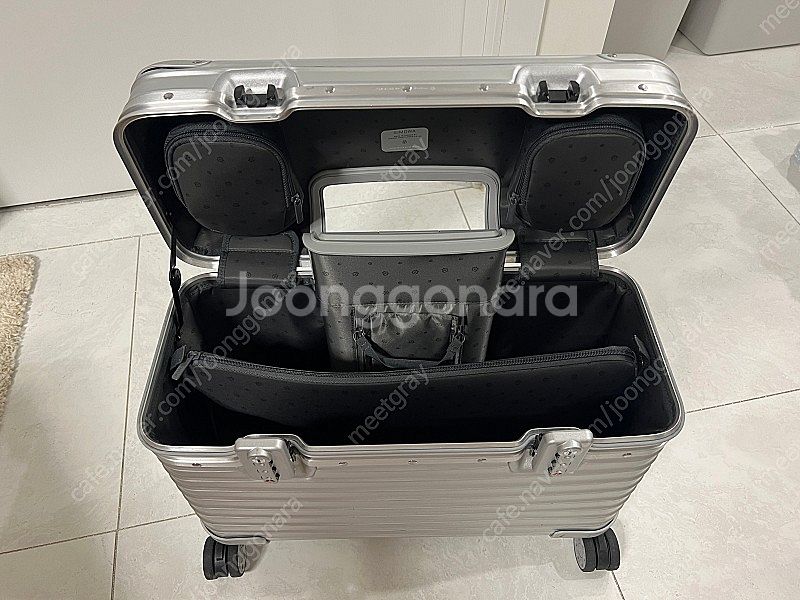 리모와 파일럿 RIMOWA PILOT--7