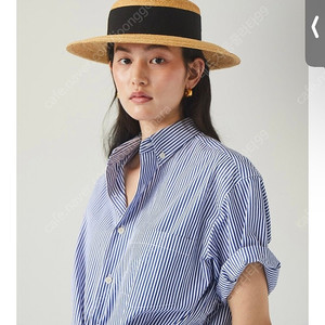 얼바닉30 urbanic30 faris stripe shirt 판매합니다.