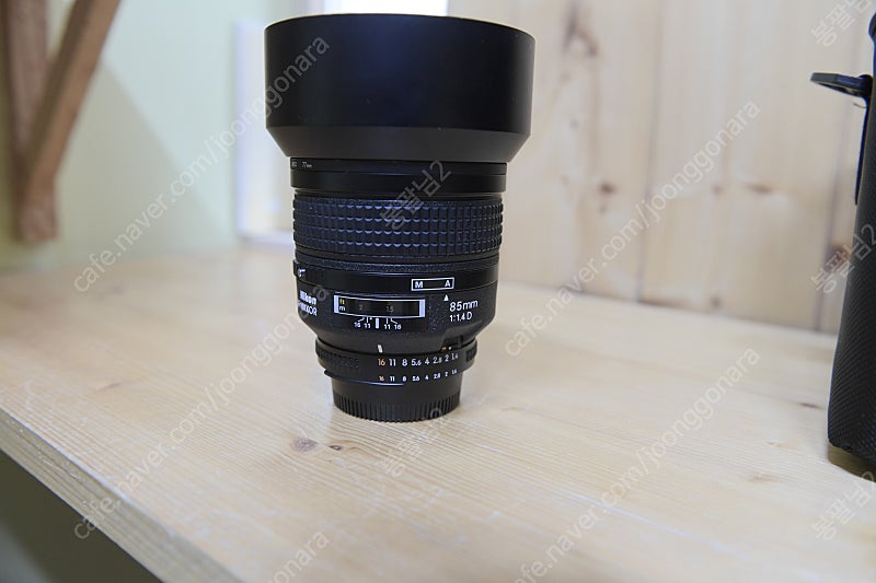 니콘 85mm F1.4D 팝니다. 85.4D 여친렌즈