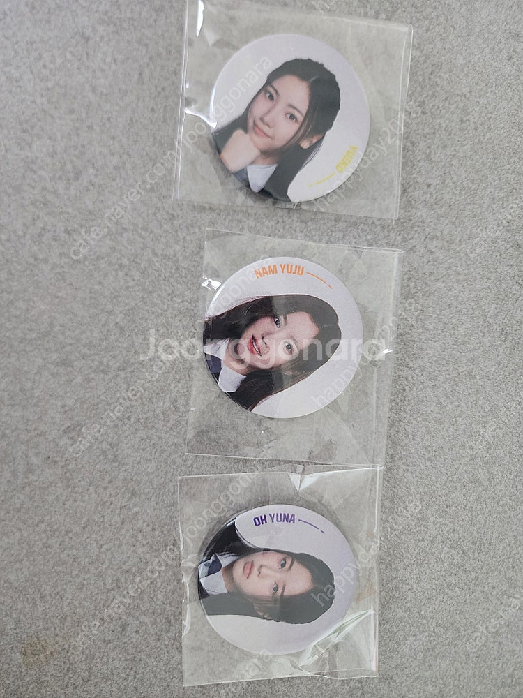 아이랜드2 더현대서울 팝업스토어 뱃지.포카--1