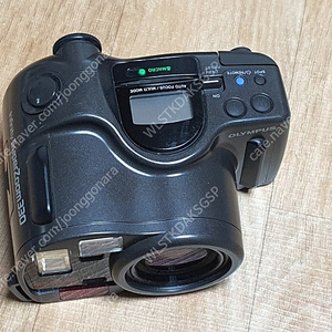 빈티지 필름카메라. 올림푸스 olympus super zoom 330