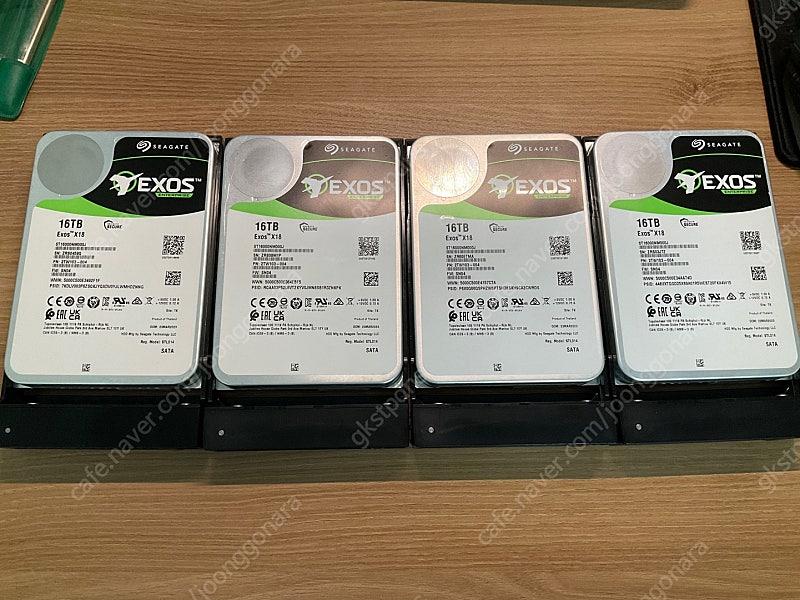 씨게이트 EXOS 16TB HDD 판매합니다 (새상품급)