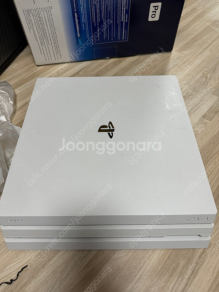 PS4 pro 7218b(신공정)1tb+타이틀2개+듀얼쇼크3개 풀박--1