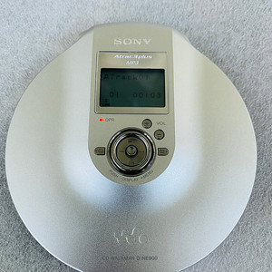 소니 휴대용 CD D-NE900 판매합니다.