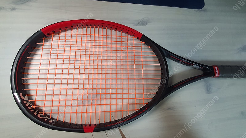 테니스 라켓 CX400 285g 2그립 9만원팝니다.