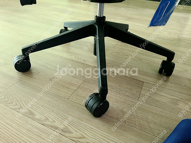 파트라 패브릭 플렉스 의자 (C4711A) 팝니다--1