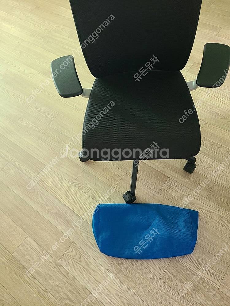 파트라 패브릭 플렉스 의자 (C4711A) 팝니다--4