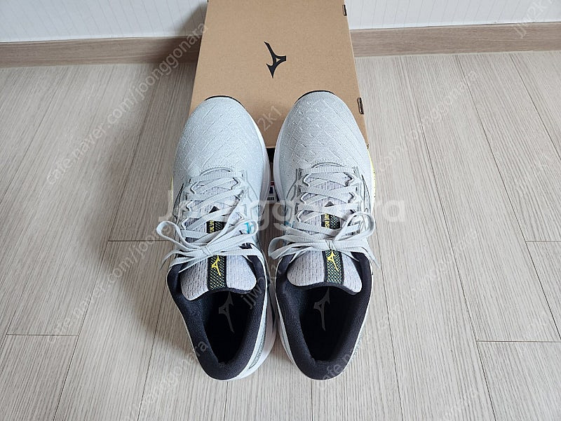 미즈노 웨이브 인스파이어18 러닝화 안정화 280--1