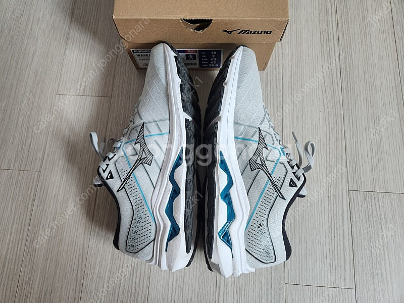 미즈노 웨이브 인스파이어18 러닝화 안정화 280--2