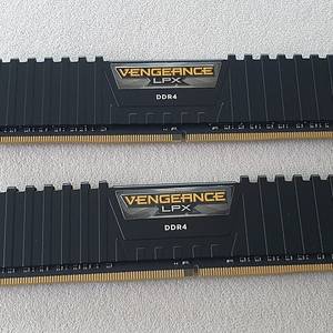 커세어 DDR4-3200 CL16 VENGEANCE LPX BLACK 패키지 (16GB(8Gx2))