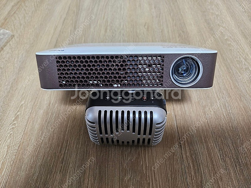 미니빔 프로젝트(LG PW700)--0