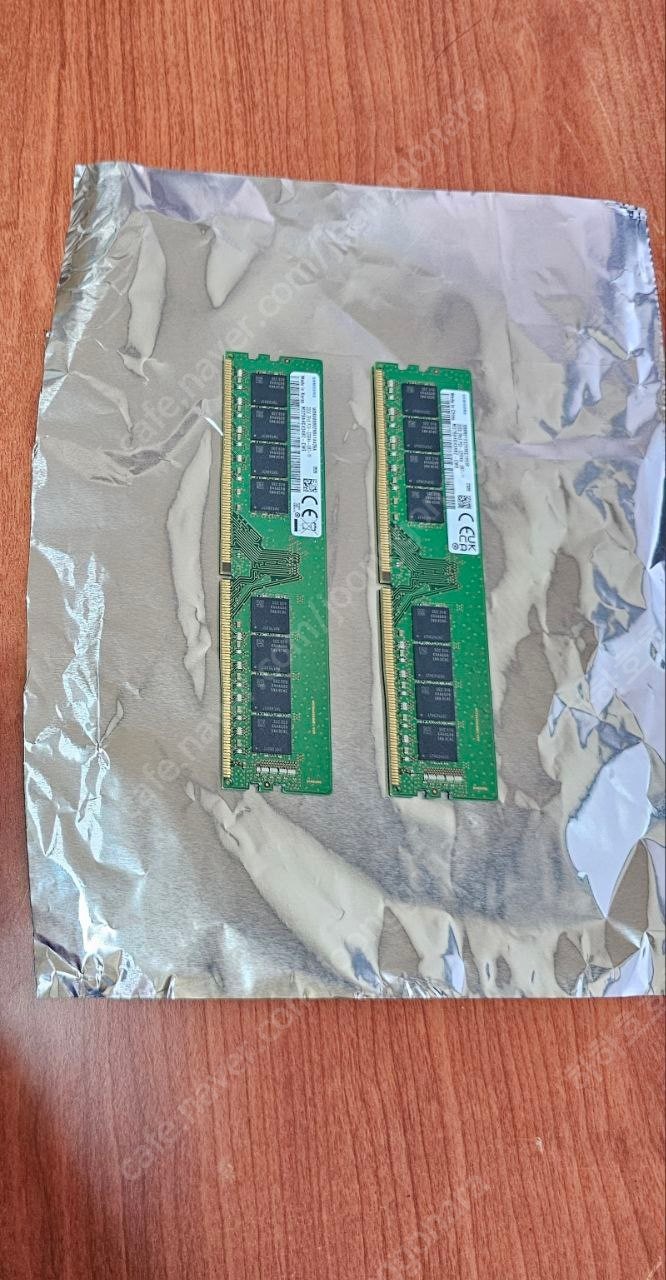[램/메모리/RAM] 삼성전자(PC용) DDR4-3200 32GB 2개 팝니다.​​