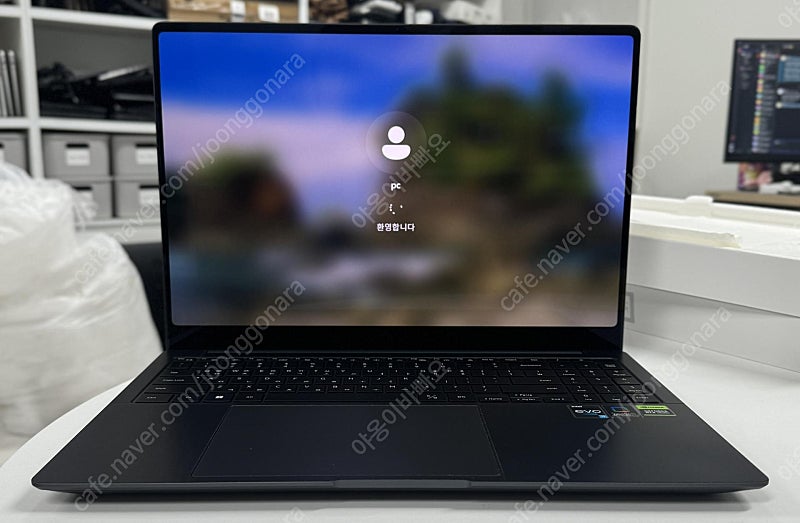 [삼성]갤럭시북3 울트라 NT960XFH-XD92G i9/32GB/1TB