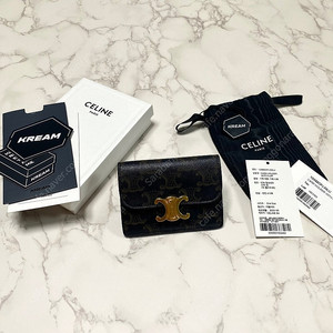 크림구매 정품 셀린느 트리옹프 카드지갑 탄 풀박스