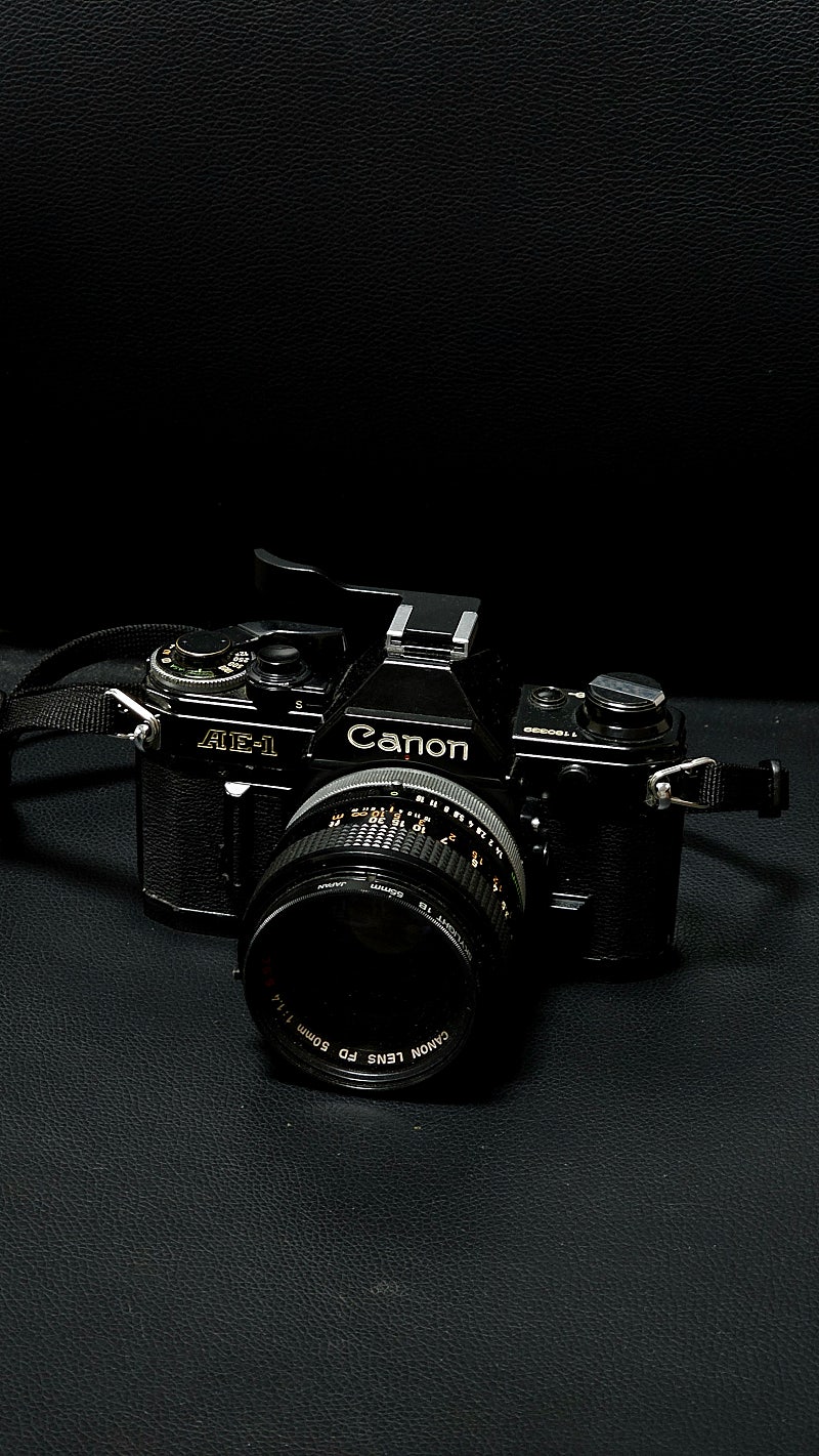캐논 ae-1 블랙 + 50mm f1.4(엄지그립,배터