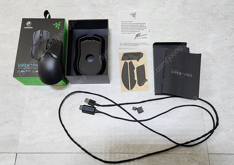 레이저 바이퍼 V2 PRO RAZER VIPER V2 PRO 블랙 레이저코리아 국내정식수입 제품 정품 상태 S급 풀박스 팝니다. (네이버페이 O)