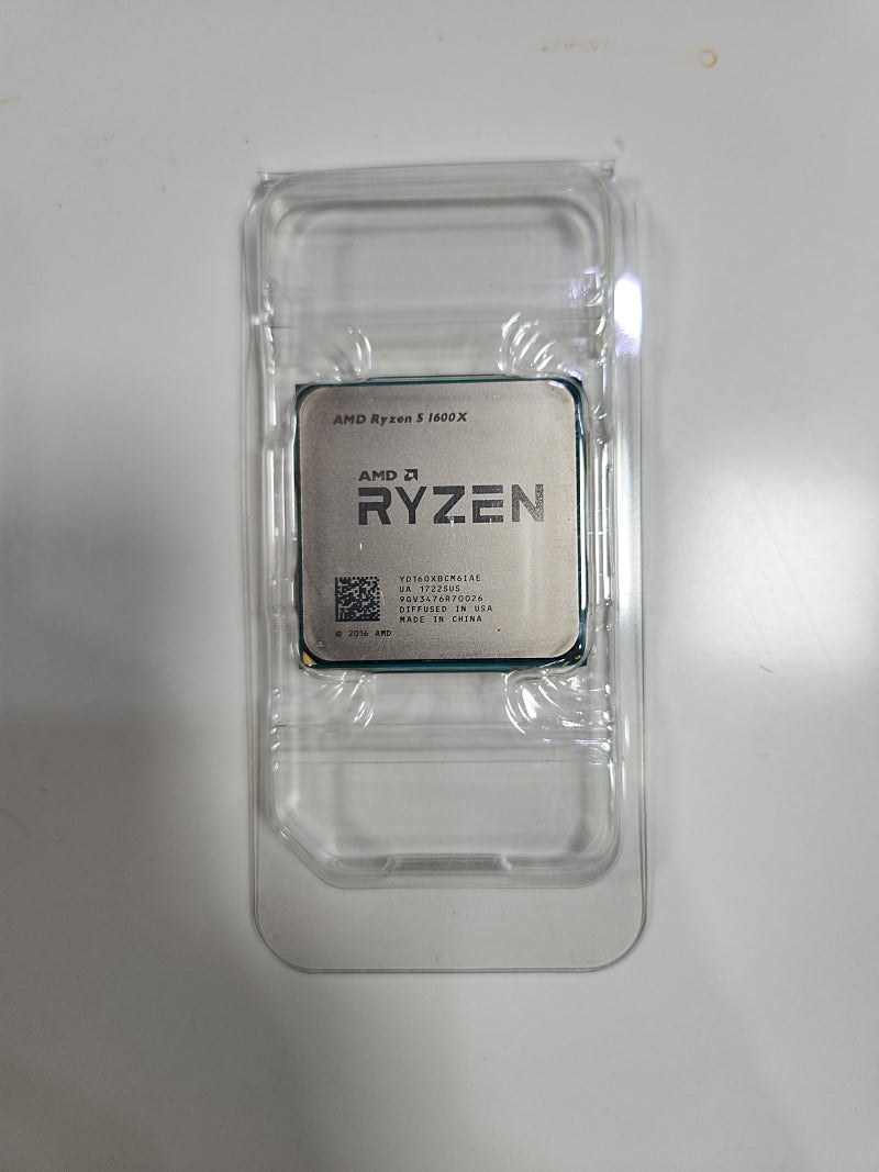 라이젠 1600x(ryzen 1600x) cpu 팝니다.