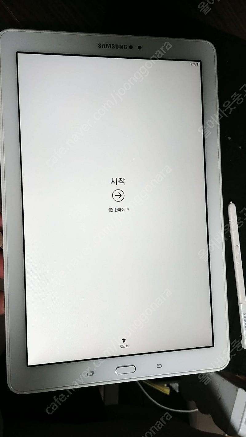 갤럭시탭A with S pen 10.1 (P580) A급 6만원 팔아요.