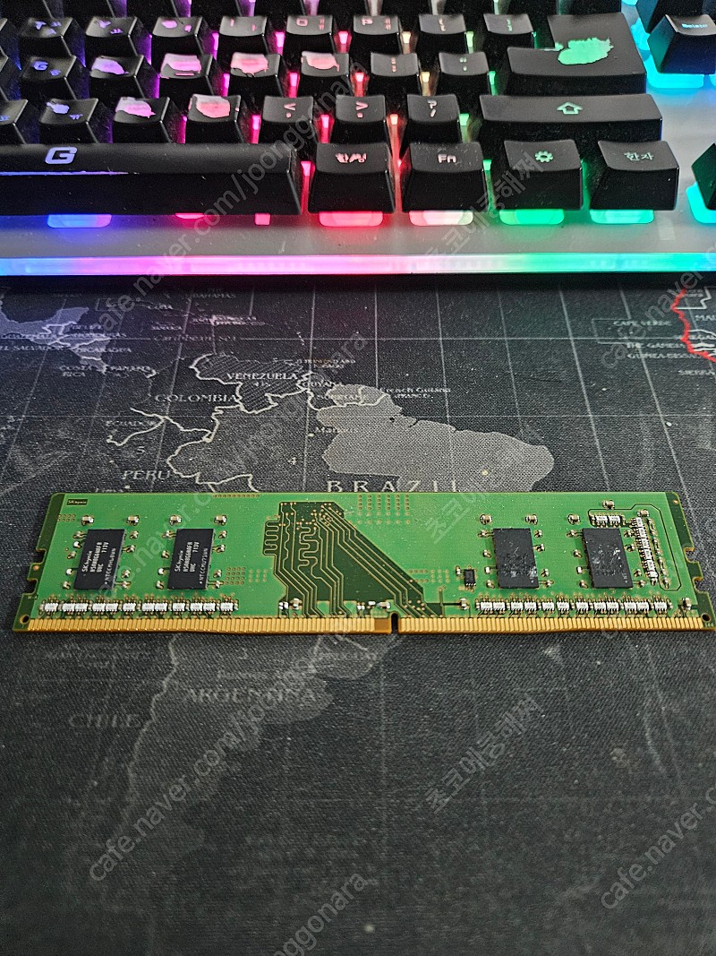 DDR4 램 4GB 판매합니다--0