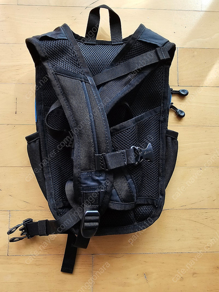 노스페이스 등산가방 아식스 미니백팝니다--6