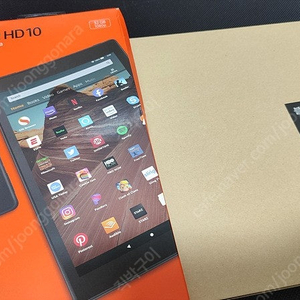 [미개봉/새제품] 아마존 Fire HD 10 Tablet (10.1" 1080p full HD display, 32 GB) - Black (2019 Release) 팝니다.