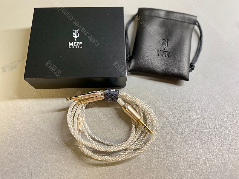 MEZE 99 Series Silver Plated Cable 메제 은도금 헤드폰 케이블 팝니다(가격인하)
