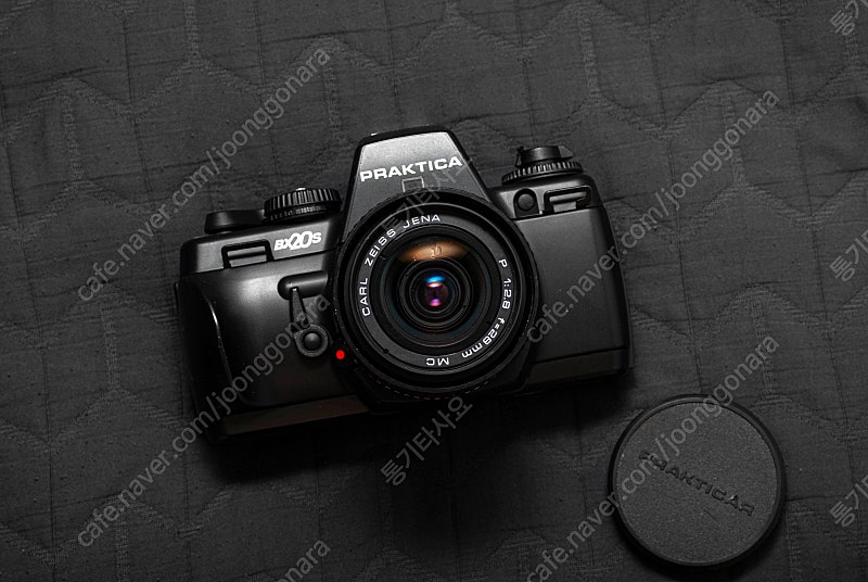 프락티카 bx20s 필름카메라와 칼자이스 예나 28m f/2.8 렌즈 팝니다.