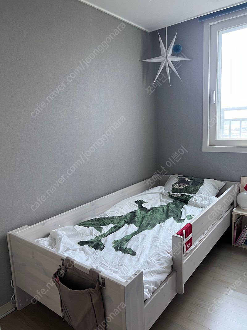 니스툴그로우 어린이 원목 침대
