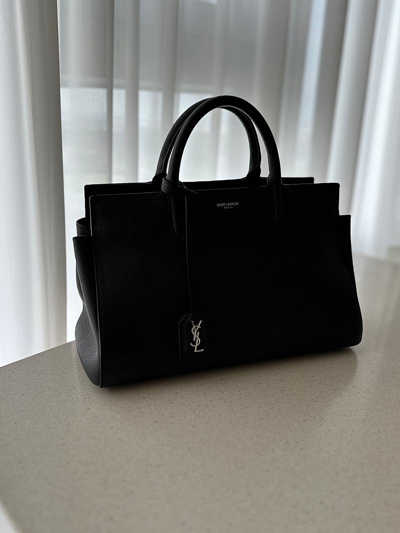 생로랑 백 SAINT LAURENT monogramme small tote bag black 정품 디올 구찌 샤넬 보테가베네타 프라다 루이비통 펜디 발렌시아가 셀린느 니키백 더로우