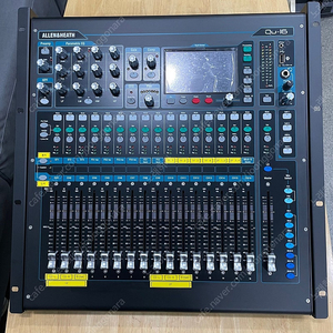 Allen&heath QU-16 디지털 믹서 판매합니다 :D