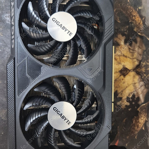 기가바이트 rtx4060 윈드포스 모델 팝니다