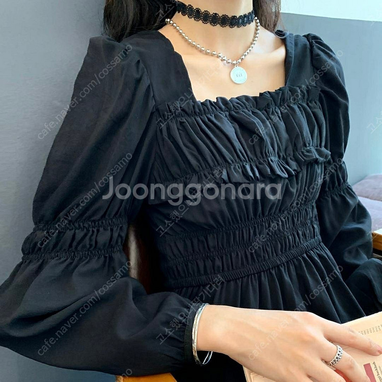 1.8 블랙 프렌치 넥 러플 원피스 / 고스로리 / 고...--2