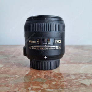 니콘 40mm f2.8 G 마이크로 렌즈