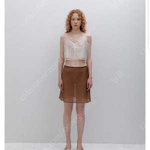 Farven SILK LAYERED SLEEVELESS TOP_IVORY 파르벵 실크 레이어드 슬리브리스 아이보리