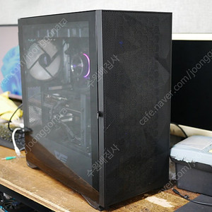 게임용 게이밍 컴퓨터 본체 PC I7-13700K RTX4070 SUPER 수냉