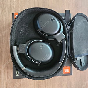 JBL TOUR ONE M2 신품급