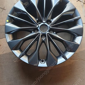 [판매] 신형K8 다크스퍼터링 시그니처스페셜 19인치휠타이어
