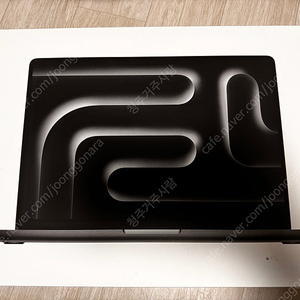 애플 맥북 프로 14(M3 Pro) 스페이스 블랙 판매합니다.