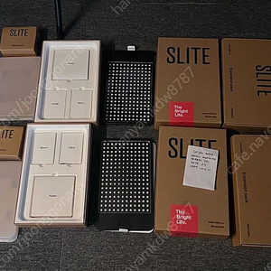 SLITE 지속광 패널 조명 55w RGB + 익스탠션 킷 팝니다.