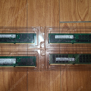 서버용 하이닉스/삼성 DDR4 ECC 32G RDIMM 메모리 팝니다.