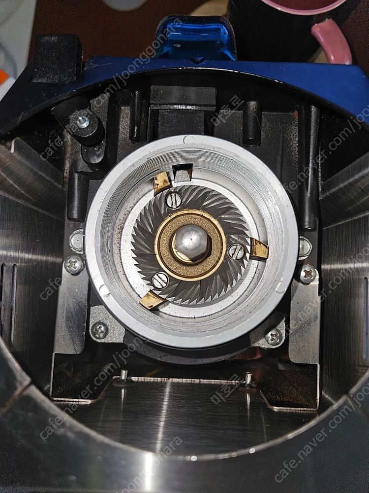 란실리오 록키 그라인더 판매합니다--7