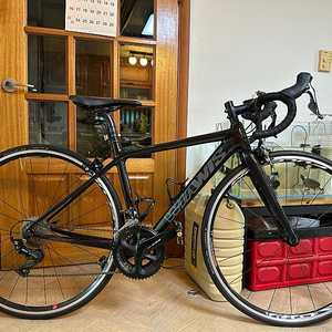 위아위스 프로스트 카본 105 자전거 판매 (속도계포함)