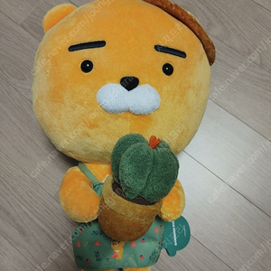 라이언 가드너 37cm 인형 팝니다.