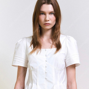 Lesugiatelier Square Neck Cotton Blouse (White)