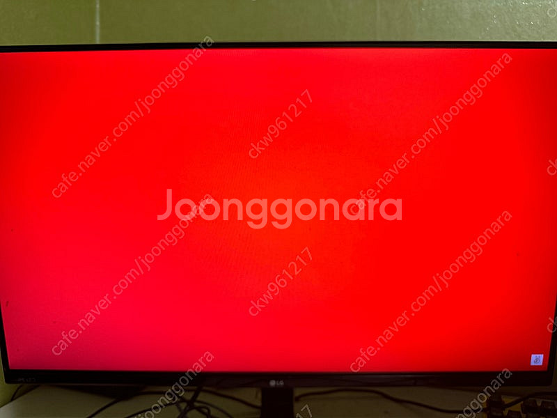 27인치 FHD IPS LG모니터 팝니다.--1