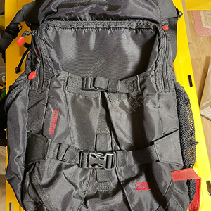 BURTON(버튼) 카메라 백팩 28L