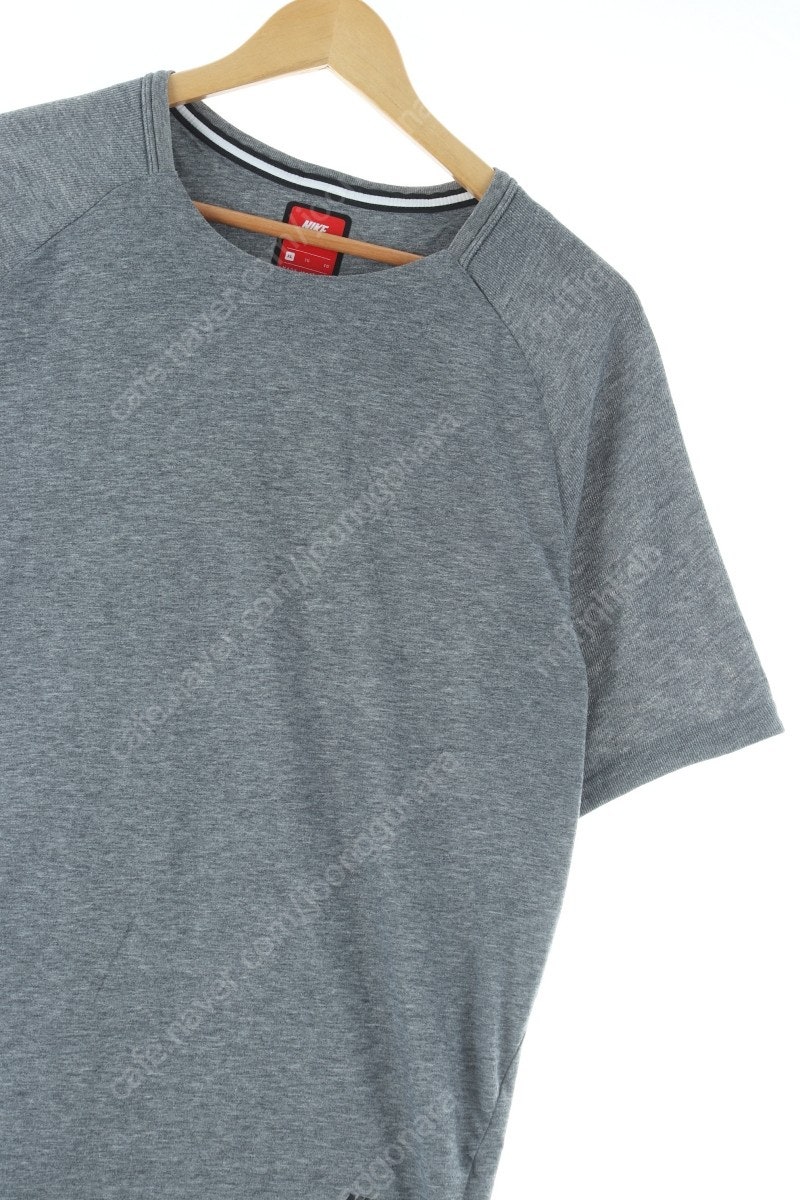 (XL) 나이키 반팔 티셔츠 그레이 테크팩 트레이닝