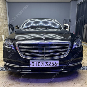 벤츠 S클래스 S400d 4matic Long(w222 후기형) 2018년식 관리 잘 된 차량 판매합니다.