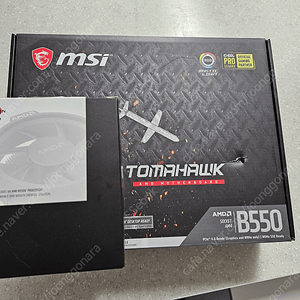 MSI B550 토마호크 메인보드 팝니다.