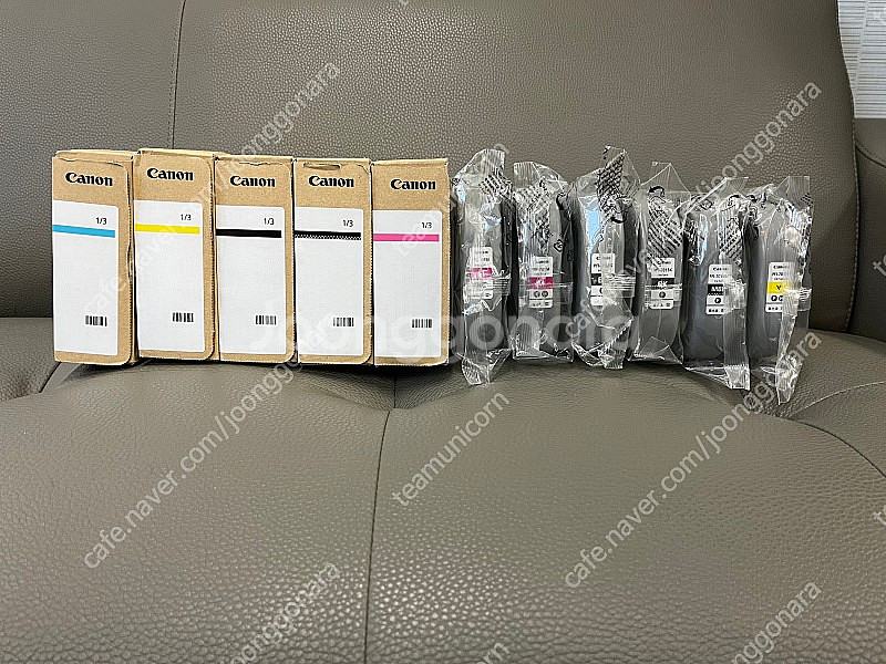 PFI-701 잉크 팝니다.--0